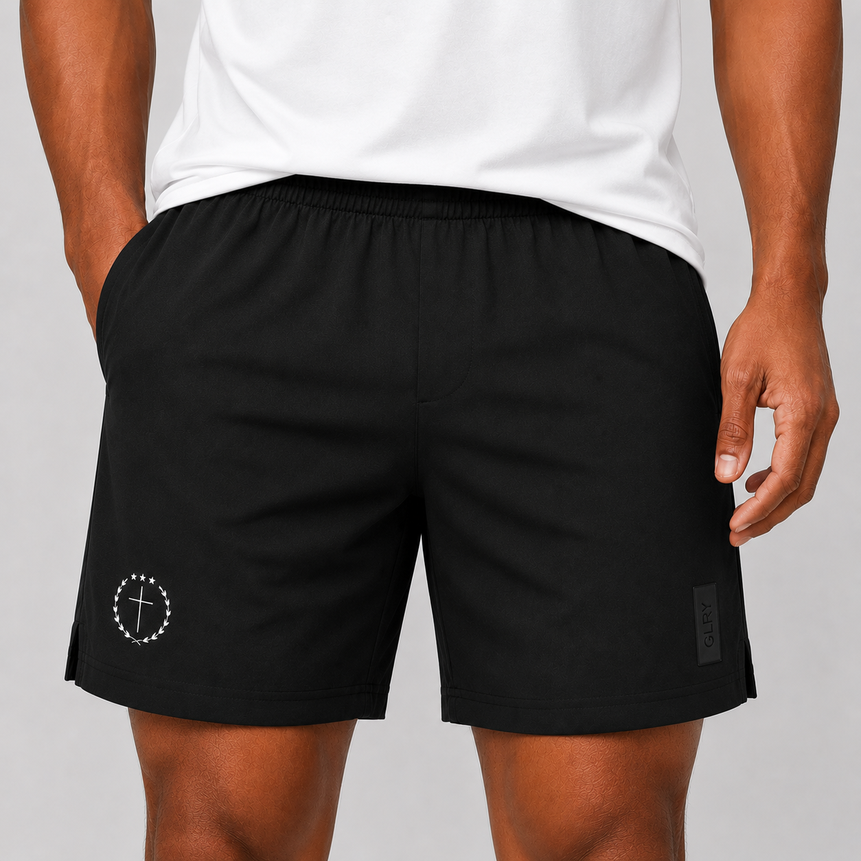 Black 7-in shorts with elastic waistband and side logo patch